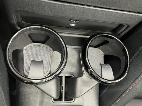 Mazda MX-5 (Roadster)