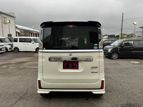 Suzuki Spacia Custom