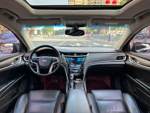 Cadillac XTS