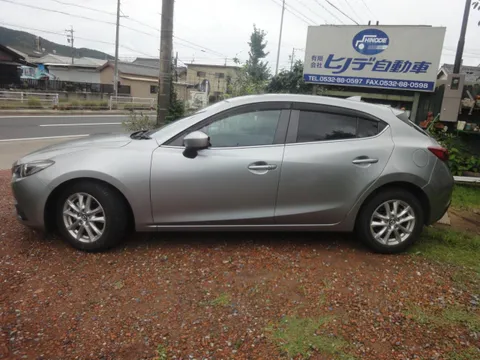 Mazda Axela Sport