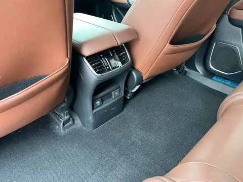 Honda UR-V