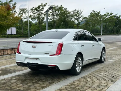 Cadillac XTS