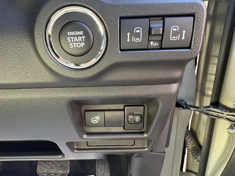 Suzuki Spacia Gear