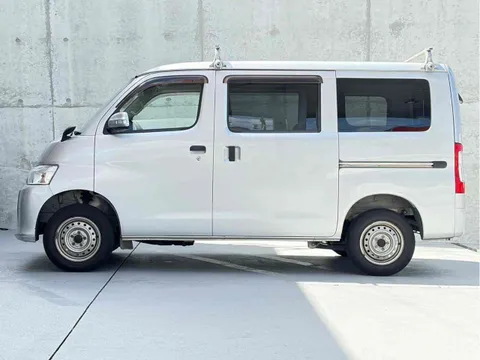 Toyota TownAce Van