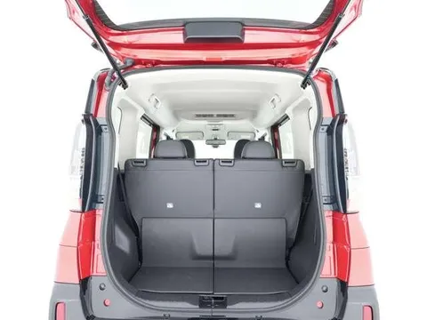 Mitsubishi Delica Mini