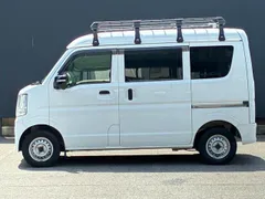 Mitsubishi Minicab Van