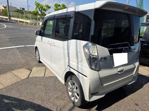 Mitsubishi eK Space Custom