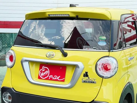 Daihatsu Cast