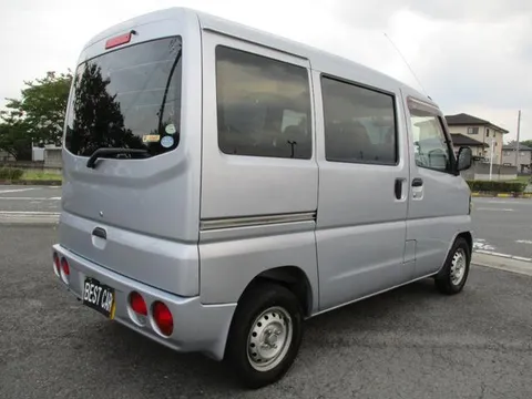 Mitsubishi Minicab Van