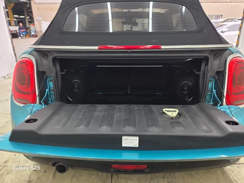 MINI Cooper Convertible