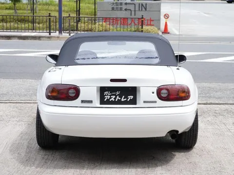 Mazda Eunos Roadster