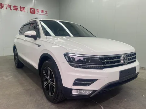 Volkswagen Tiguan L