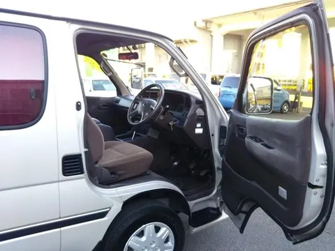 Toyota HiAce Wagon