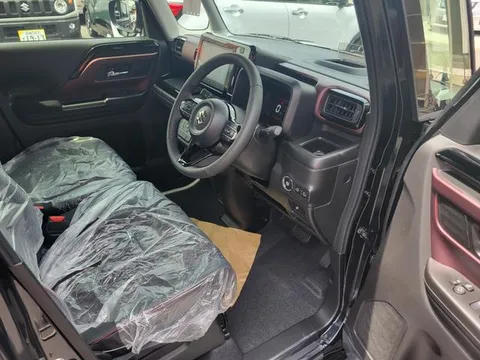 Suzuki Spacia Custom