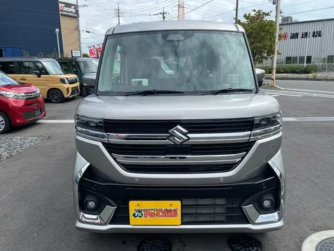 Suzuki Spacia Custom