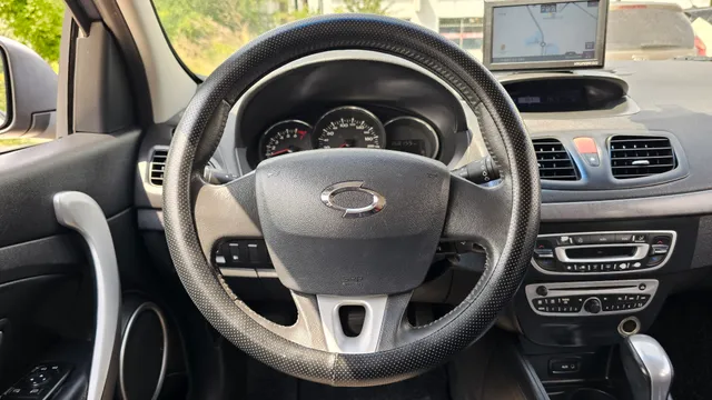Renault SM3