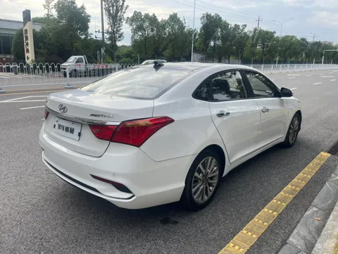 Hyundai Mistra