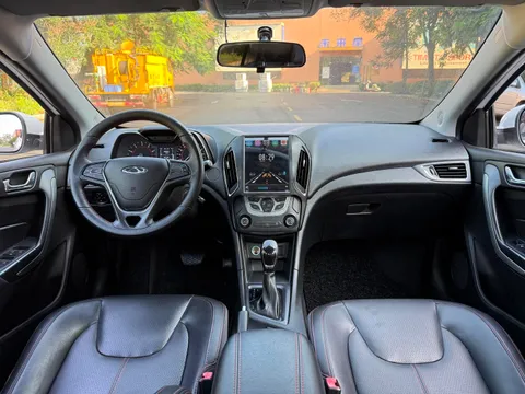 Chery Arrizo 5