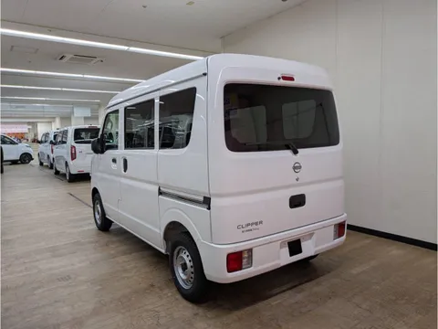 Nissan Clipper
