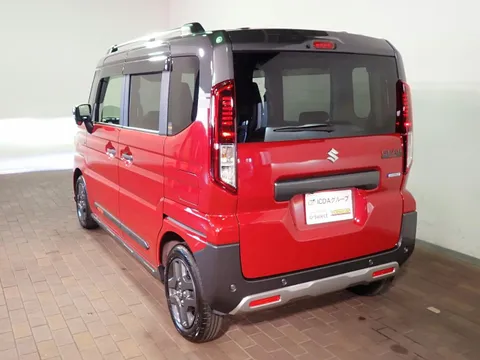 Suzuki Spacia Gear