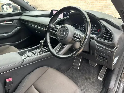 Mazda MAZDA3 Fastback