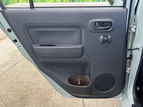 Daihatsu Mira Tocot