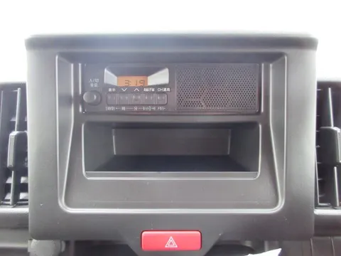 Nissan Clipper Van