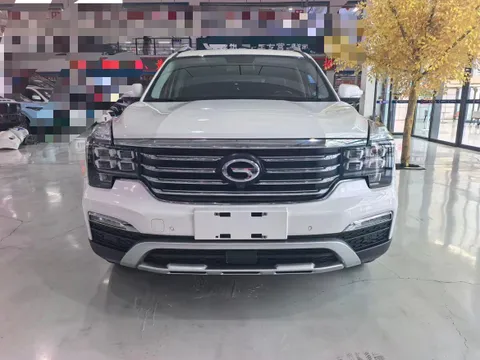 Gac GS8