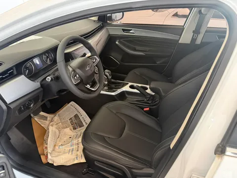 Chery Arrizo 5