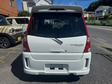 Subaru Pleo