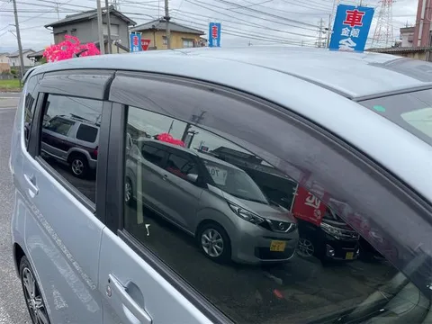 Mitsubishi eK Custom