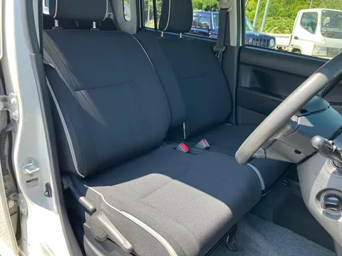Toyota Pixis Space