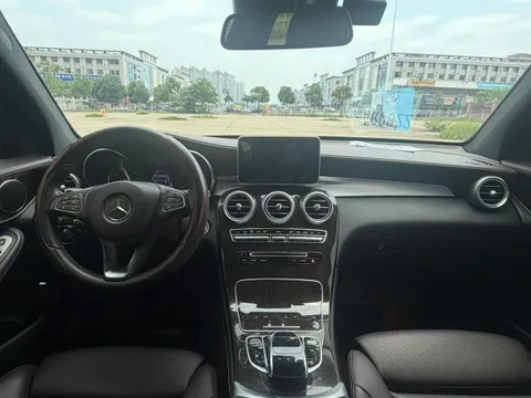 Mercedes-Benz Mercedes-Benz GLC