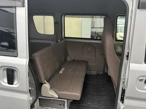 Nissan Clipper