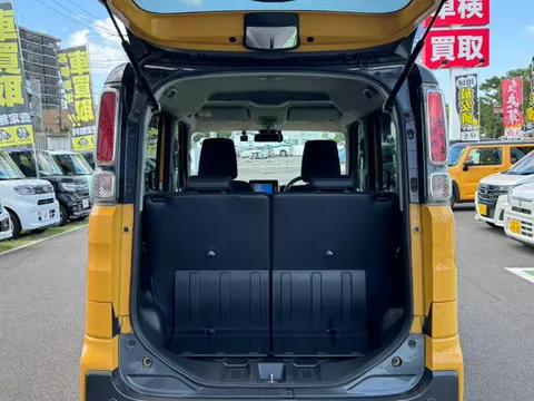 Suzuki Spacia Gear