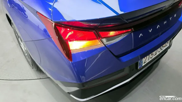 Hyundai Elantra (Avante)