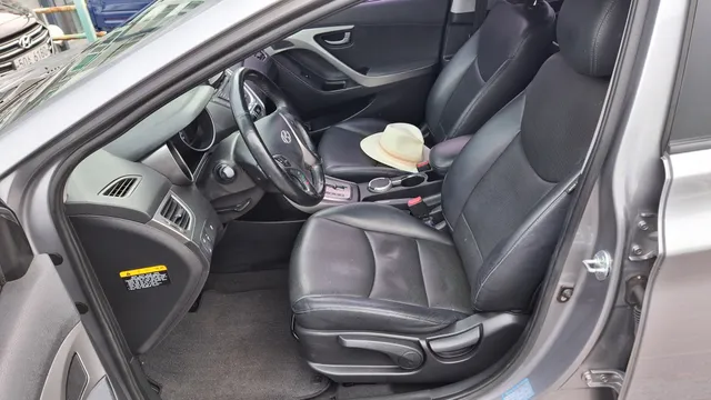 Hyundai Elantra (Avante)