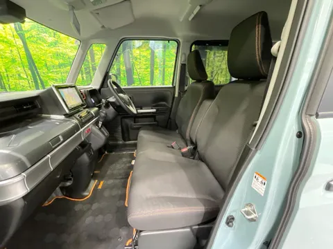 Suzuki Spacia Gear