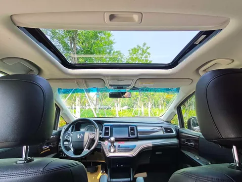 Honda Elysion