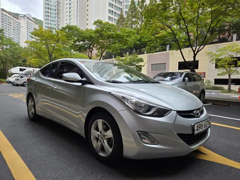 Hyundai Elantra (Avante)