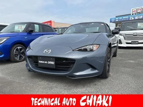 Mazda MX-5 (Roadster)