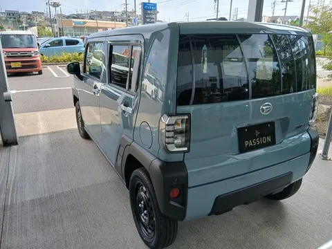 Daihatsu Taft