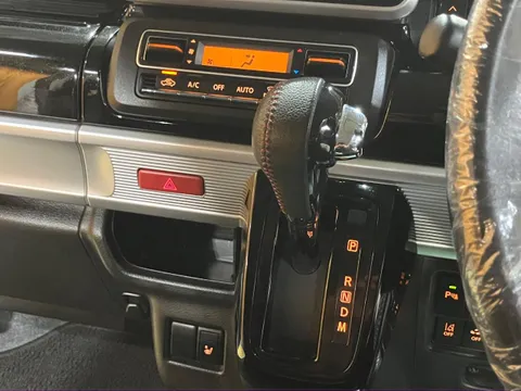 Suzuki Spacia Custom