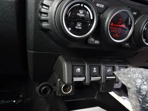 Suzuki Jimny Nomade