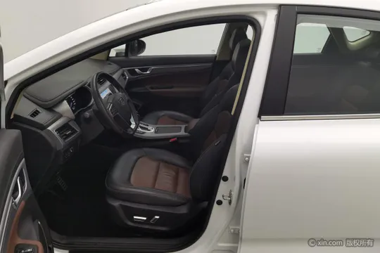 Geely Emgrand GS