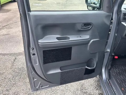 Toyota Pixis Mega