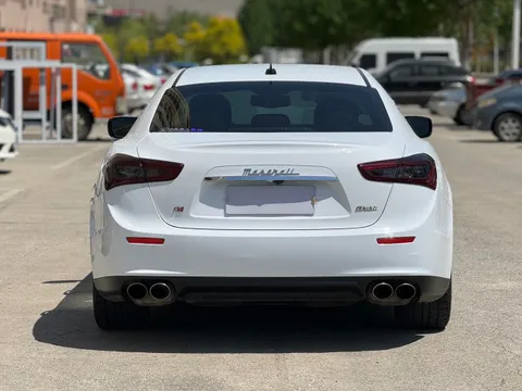 Maserati Ghibli
