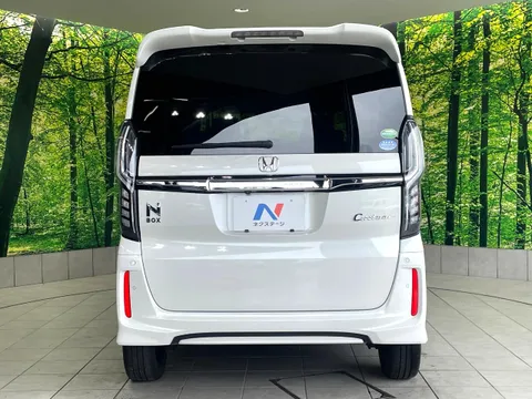Honda N-BOX Custom