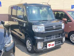 Toyota Pixis Mega