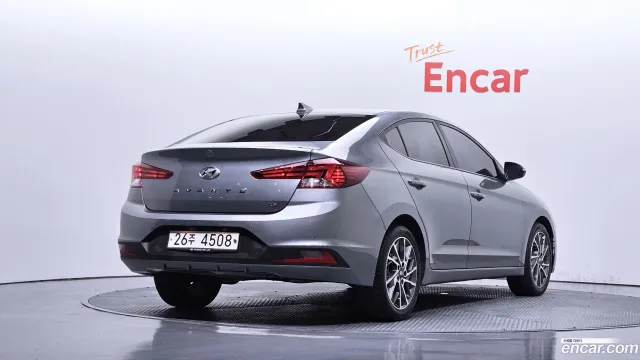 Hyundai Elantra (Avante)